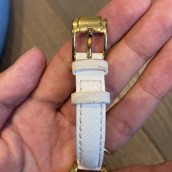 Michael Kors White and Gold Watch - Picture 5 of 6